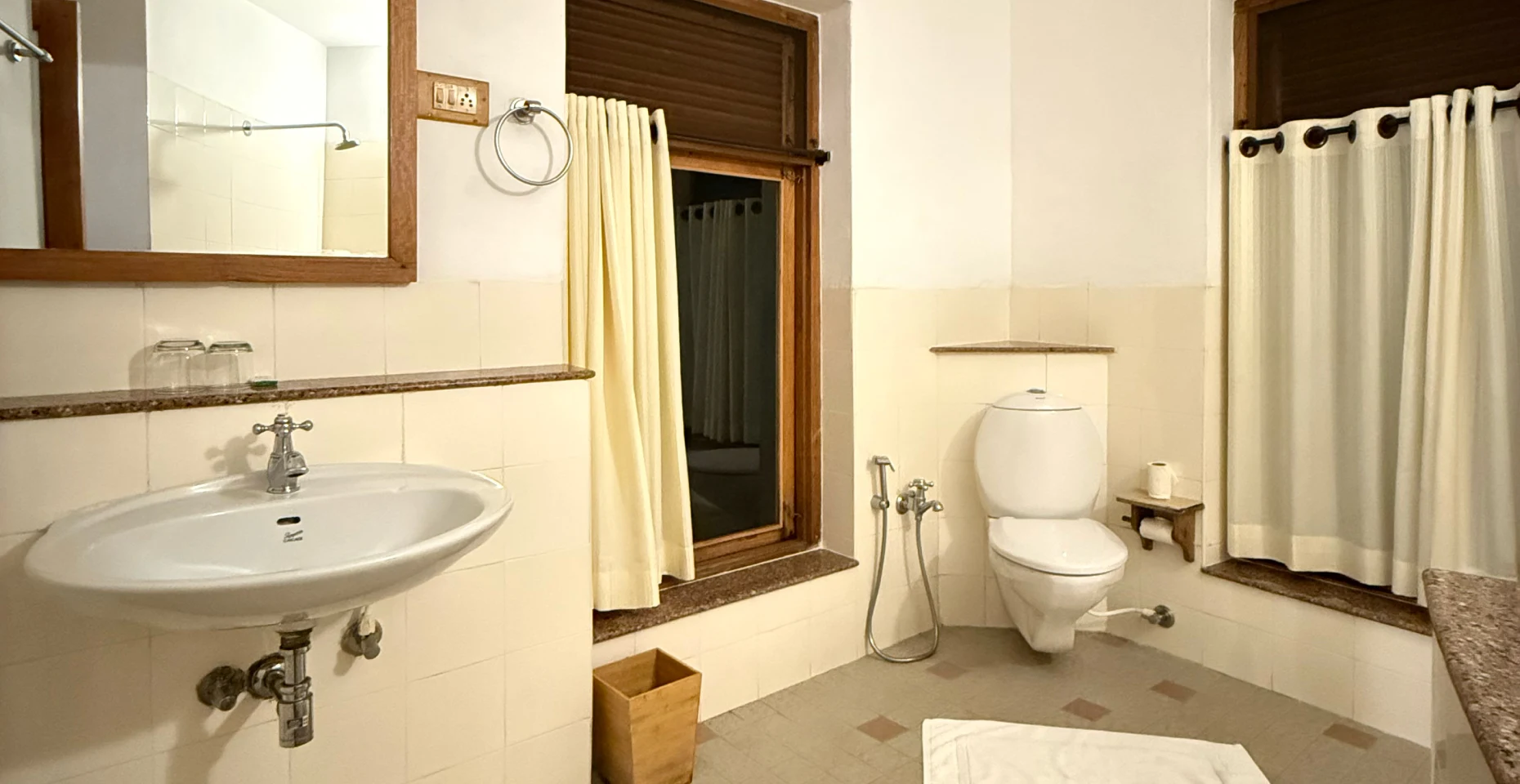Terraced Room Image 5